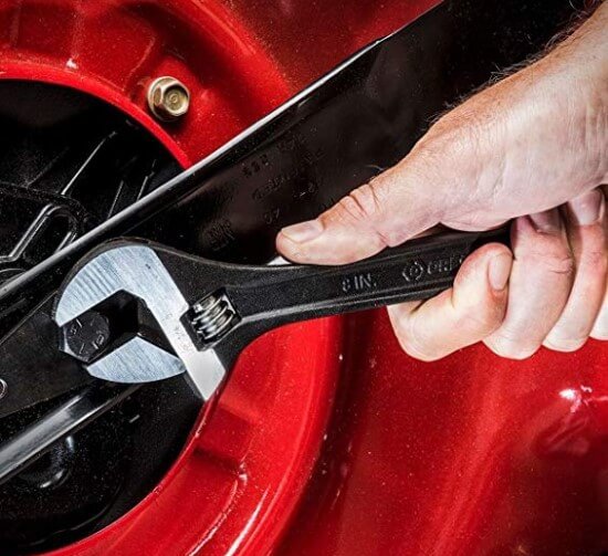 How to Use an Adjustable Wrench